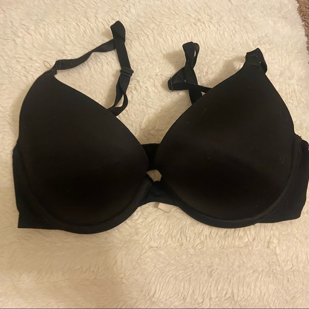 Black push up bra